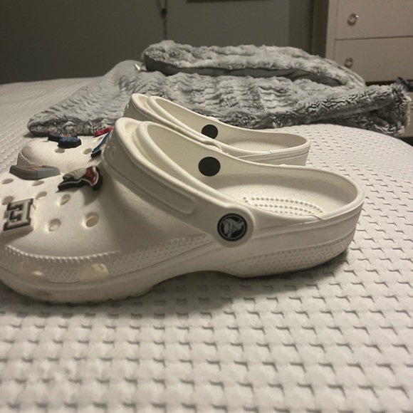 Crocs - Picture 2 of 2